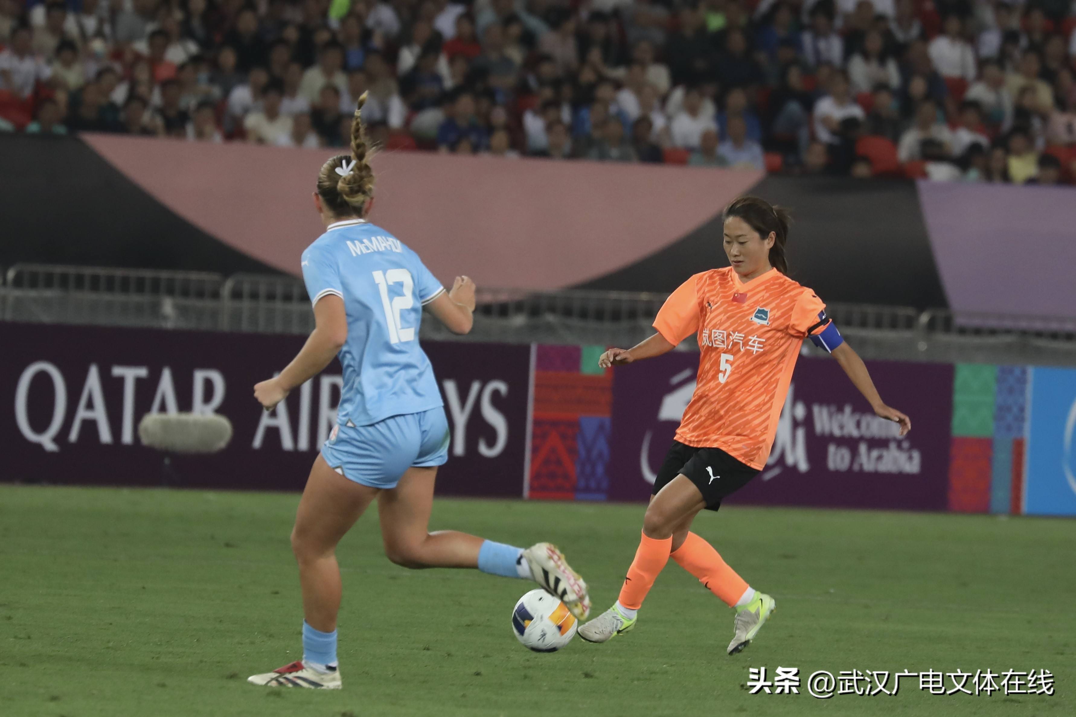 美国队力克对手，晋级女足锦标赛