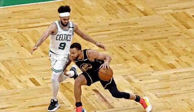 关于猛龙内线组合威力十足,轻取对手的信息 关于猛龙内线组合威力十足,轻取对手的信息