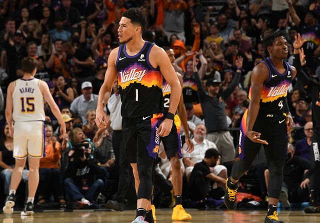 半岛体育平台-鹈鹕队在主场大获胜利，登上胜利宝座的简单介绍