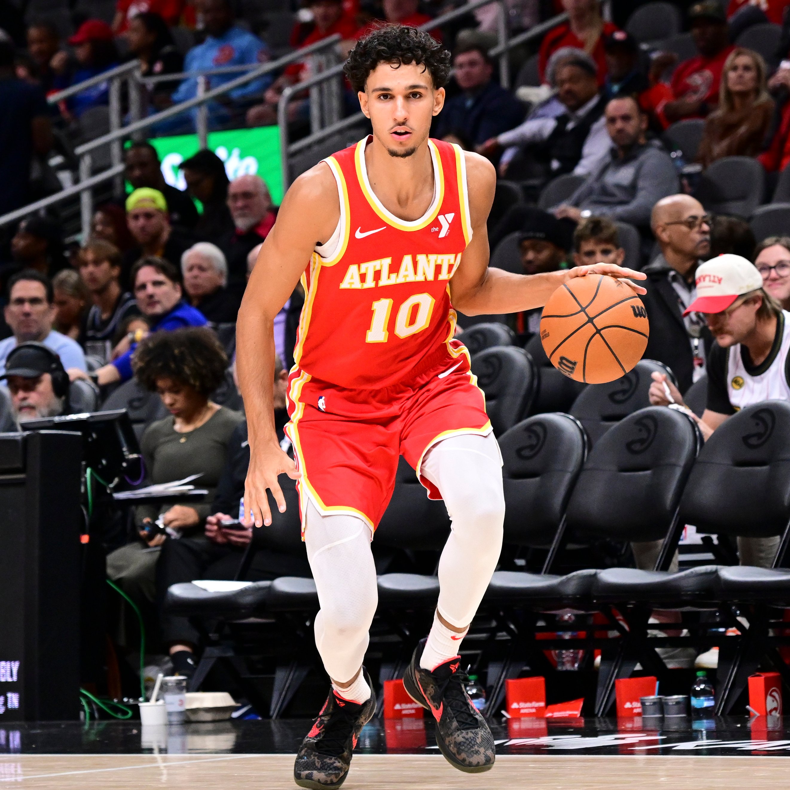 雄鹿队再胜高难度比赛,稳坐榜首的简单介绍 雄鹿队再胜高难度比赛,稳坐榜首的简单介绍