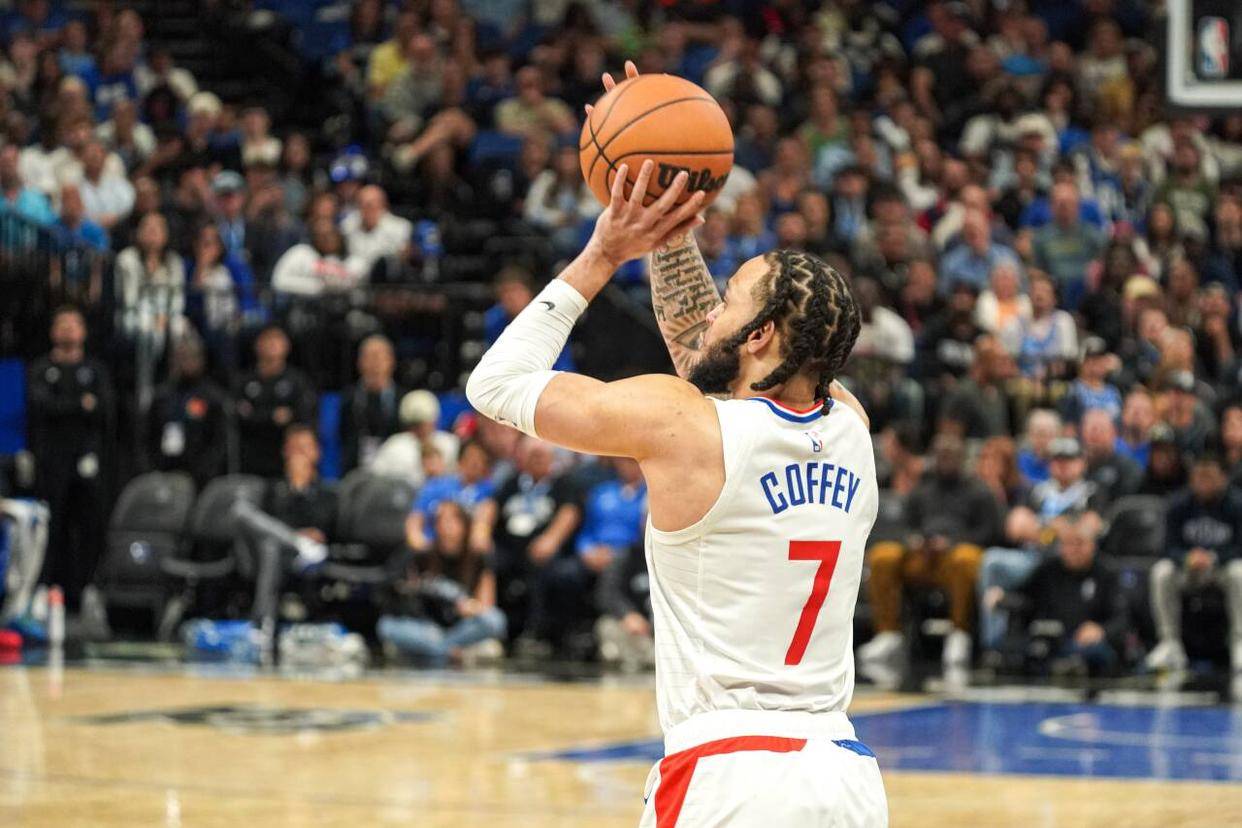 半岛体育官网app-快船队稳住军心，晋级西部半决赛的简单介绍