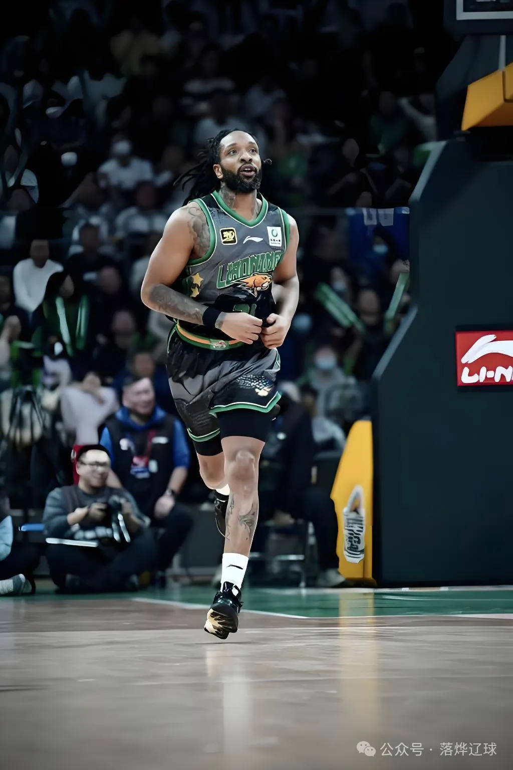 辽宁男篮力克广州队，取得胜利