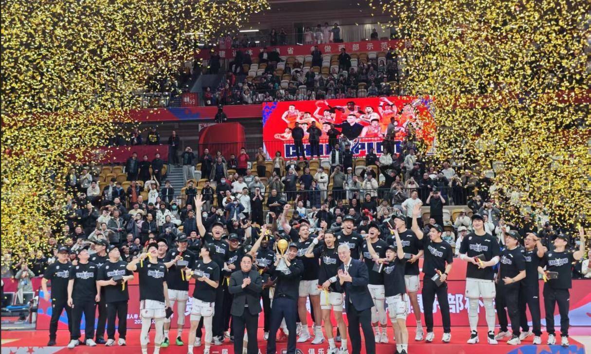 包含新赛季开启,球队阵容调整迎接挑战的词条 包含新赛季开启,球队阵容调整迎接挑战的词条