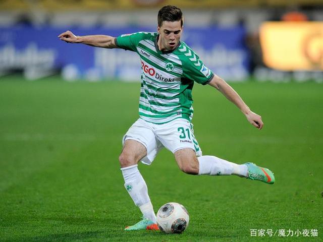 半岛体育官方入口-海尔施塔特主教练总结秋季比赛备战英超的简单介绍