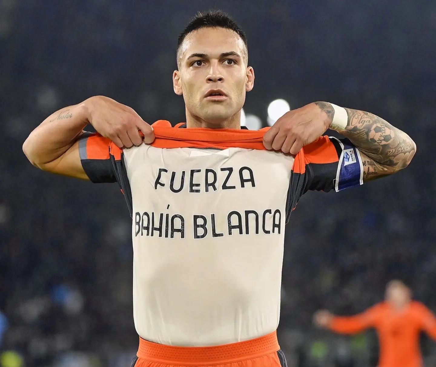 拉齐奥队员展现出色技术,助球队取得胜利的简单介绍 拉齐奥队员展现出色技术,助球队取得胜利的简单介绍