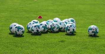 恩菲尔德冲击季军，年轻球员表现亮眼