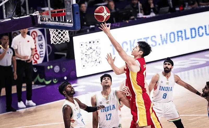 国内球员表现抢眼,CBA联赛竞争激烈 国内球员表现抢眼,CBA联赛竞争激烈