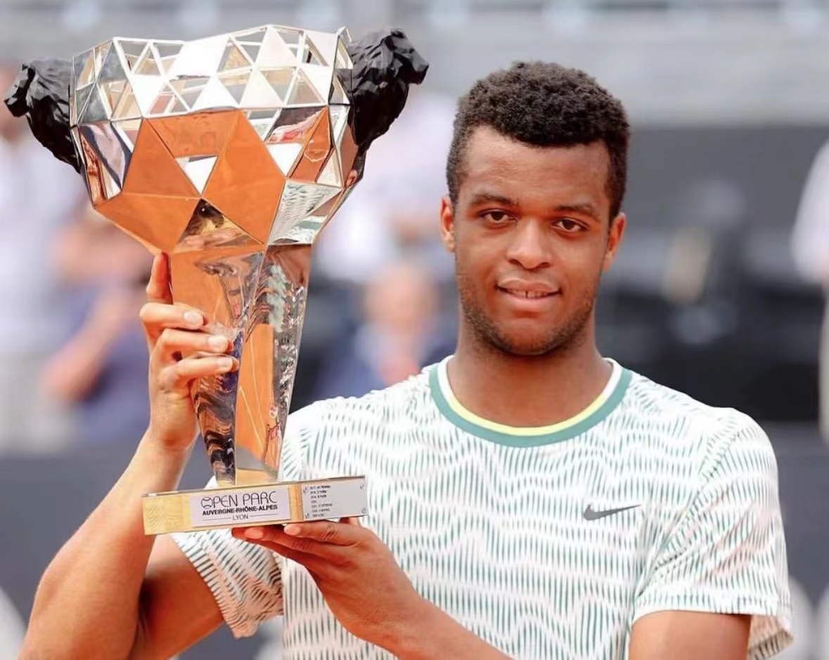 半岛体育app下载-卡尔皮直接任命意大利实力球员