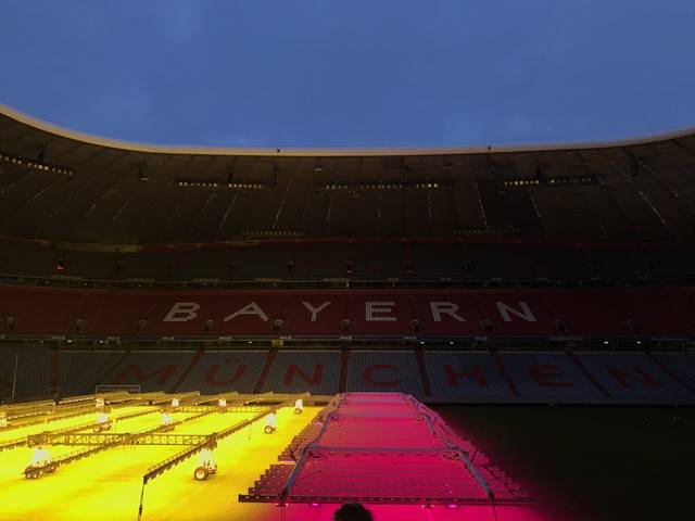 包含拜仁慕尼黑球迷怀着信念前往球场的词条 包含拜仁慕尼黑球迷怀着信念前往球场的词条