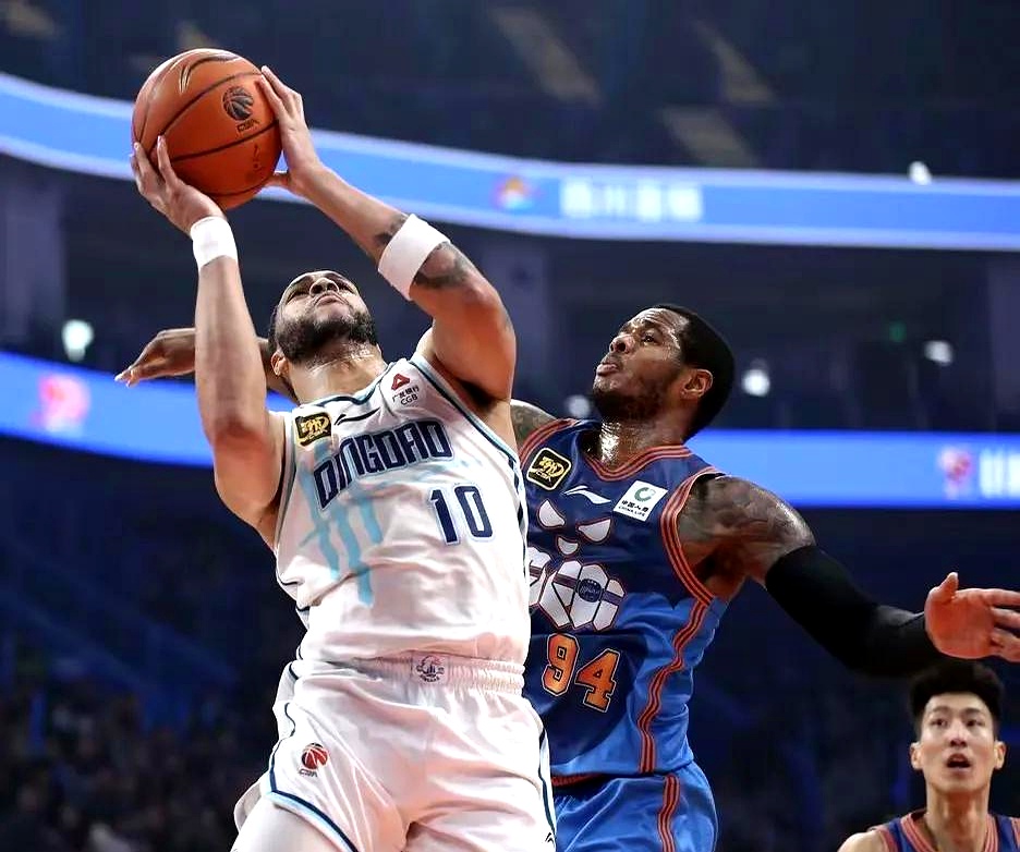 辽宁队在山东队主场的焦点大战