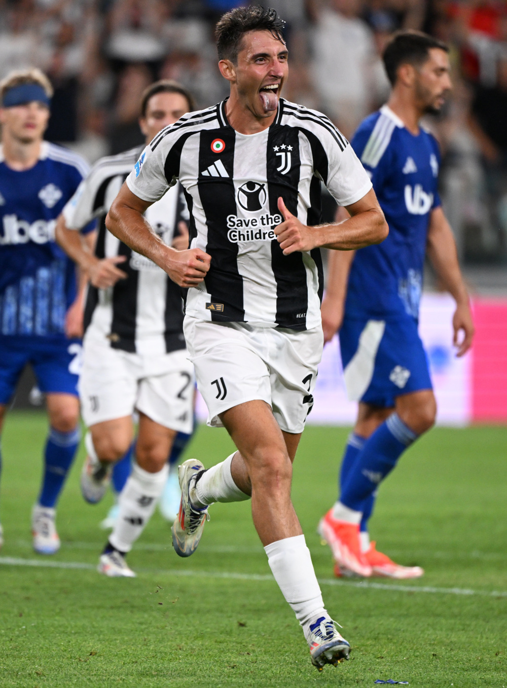 半岛体育登录入口-包含尤文图斯主场大胜罗马，继续领跑意甲的词条