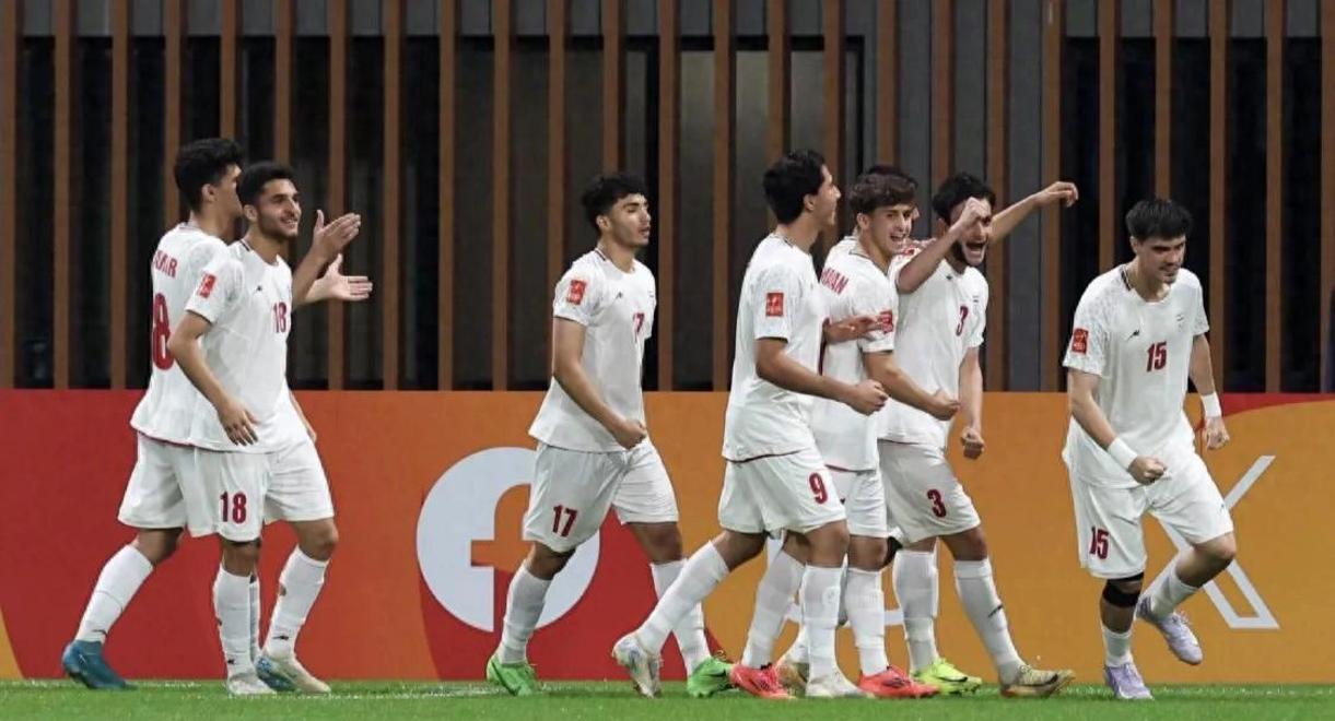 伊朗球队喜迎胜利,晋级亚冠决赛! 伊朗球队喜迎胜利,晋级亚冠决赛!