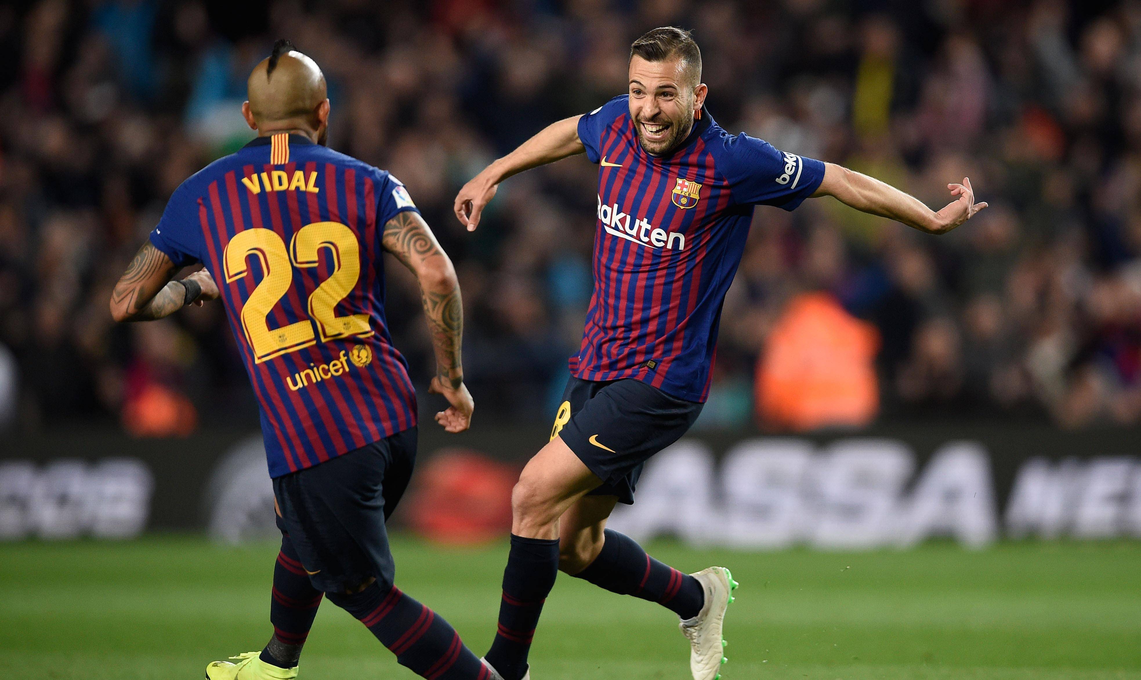 包含比利亚雷亚尔队员在场上展现出超群实力的词条