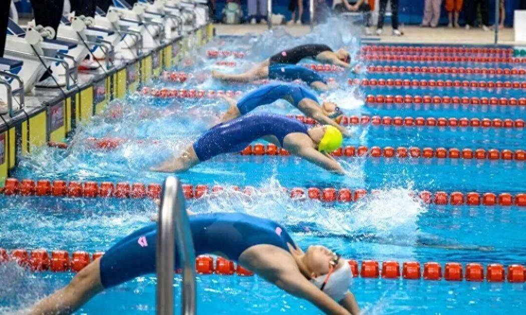 中国选手在游泳赛场大放异彩的简单介绍 中国选手在游泳赛场大放异彩的简单介绍