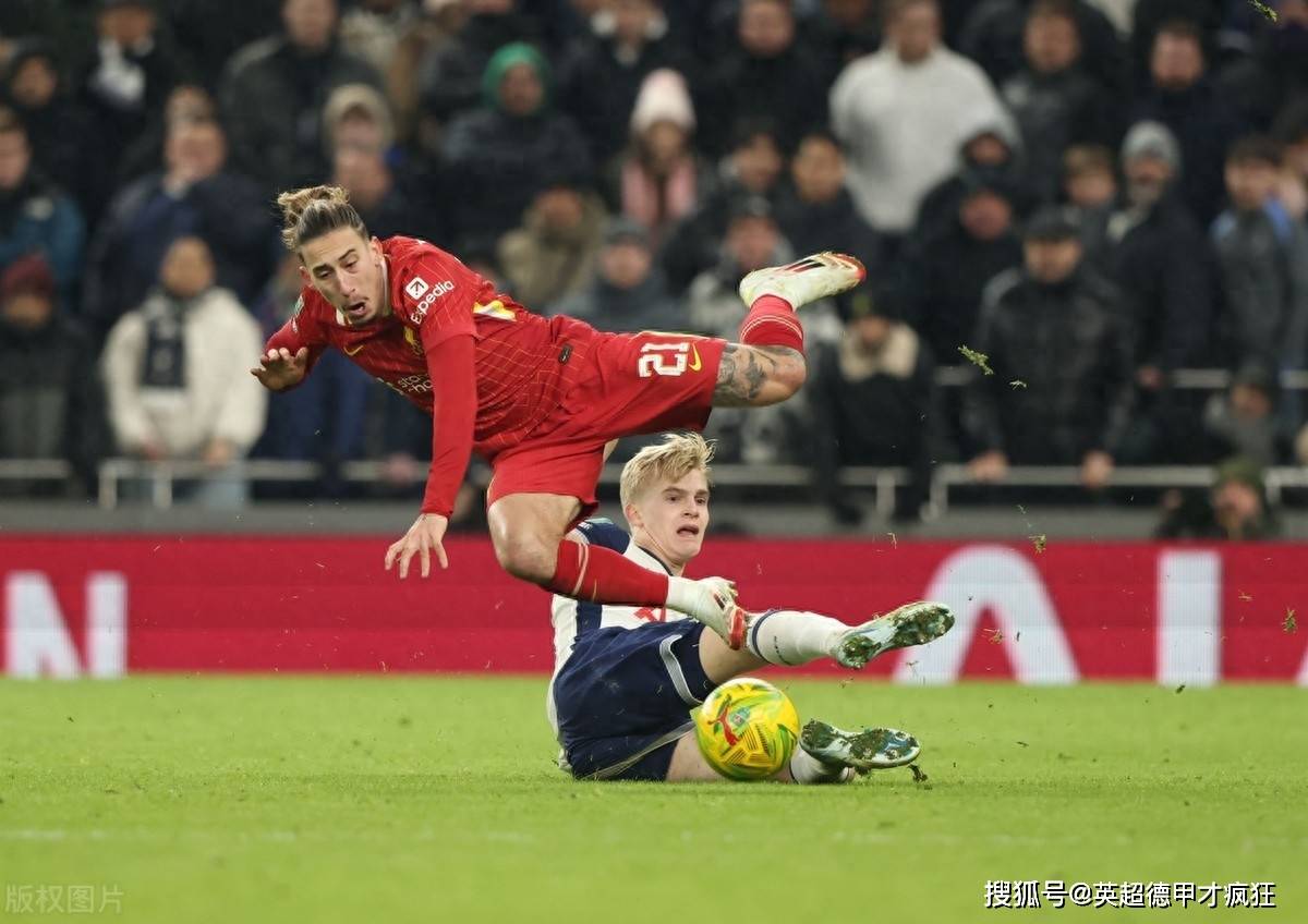 半岛体育地址-利物浦客场逆转击败热刺，收获关键三分